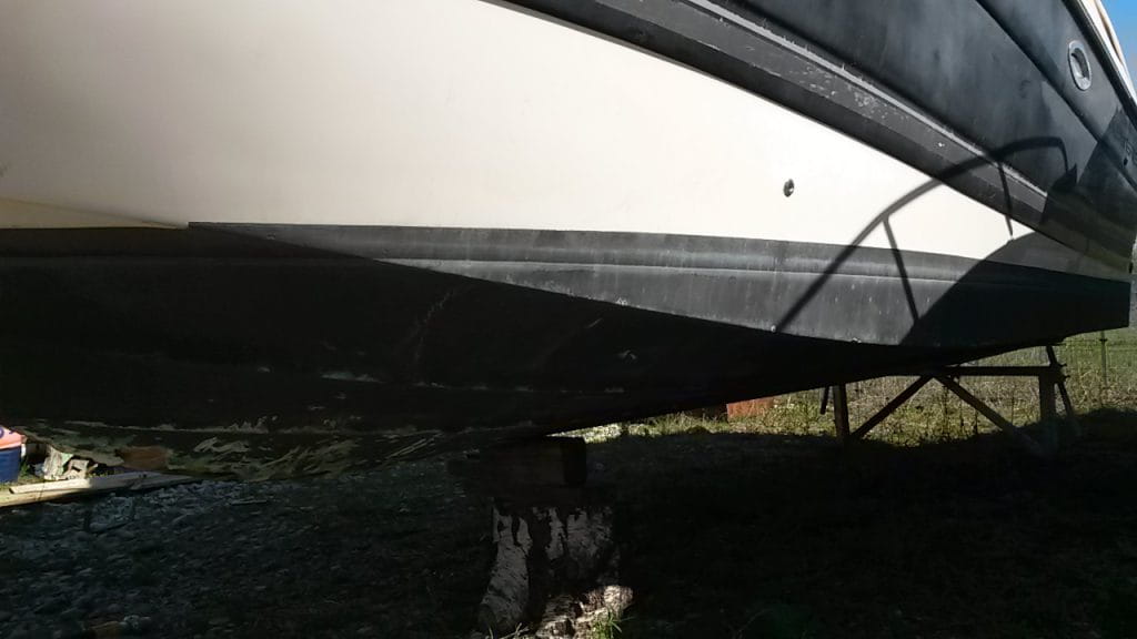 puhastust vajav paadi külg