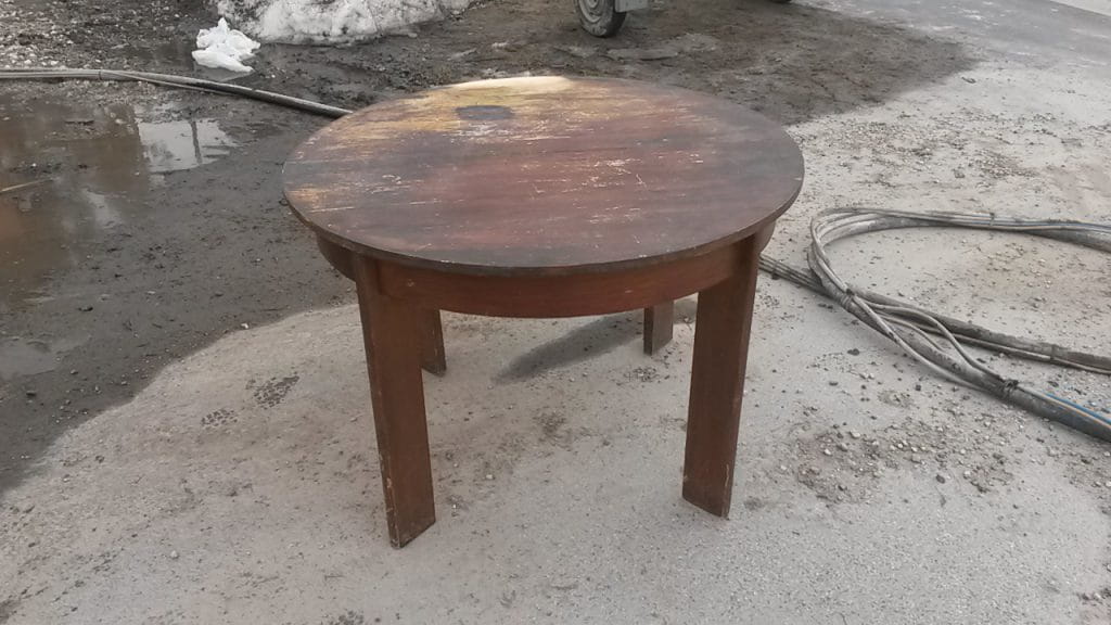 töötlemata ümarlaud