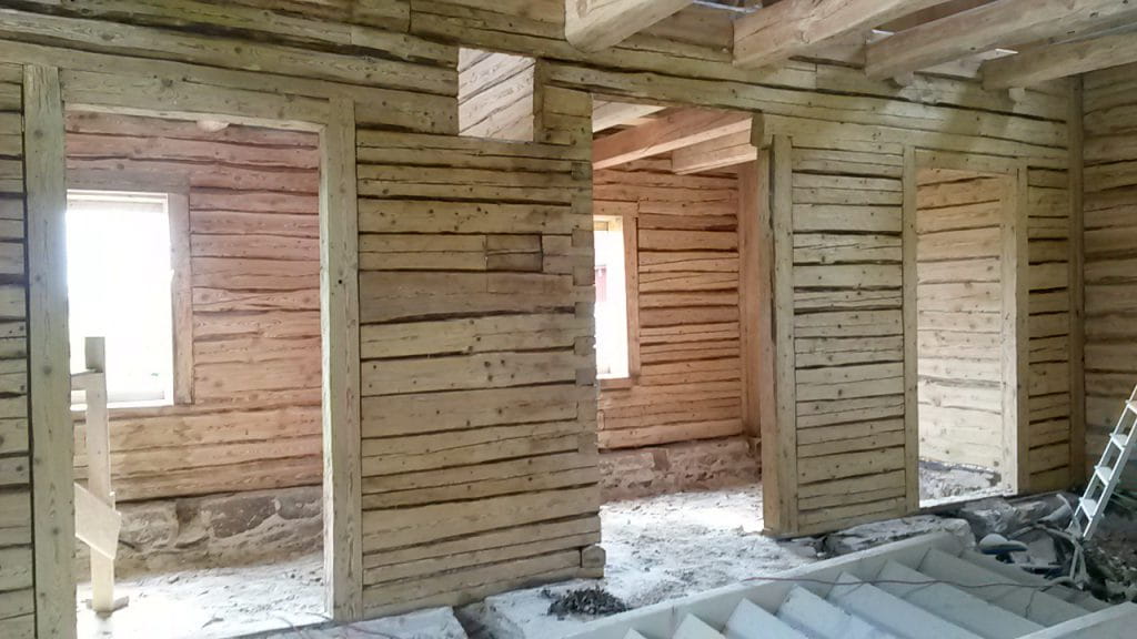 soodapritsiga töödeldud palkmaja